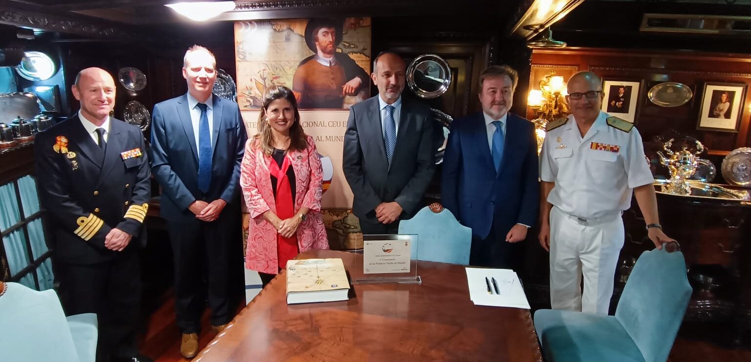 Homenaje a los marinos franceses de la expedición Magallanes-Elcano y firma con el ICES