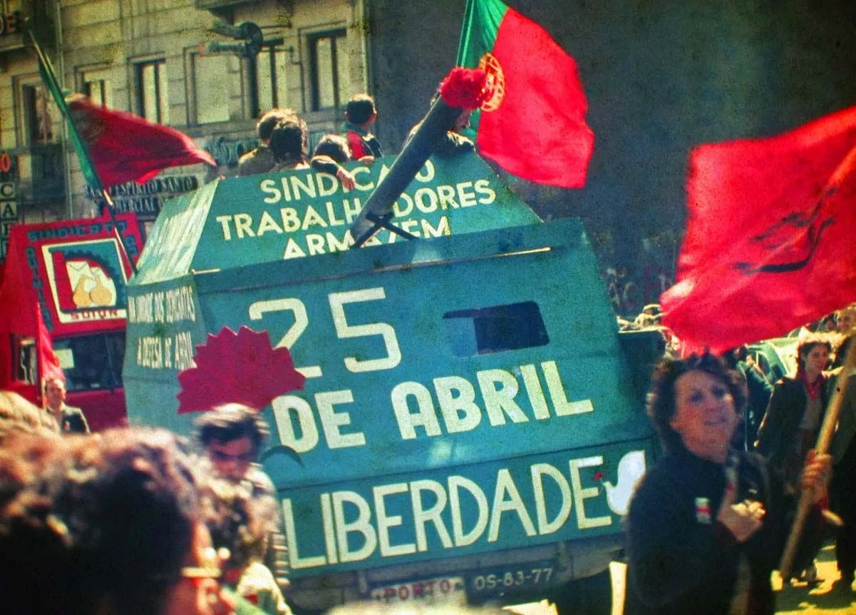 Publicación del libro «La Revolución portuguesa 50 años después: Recuerdos, imagen e influencia»